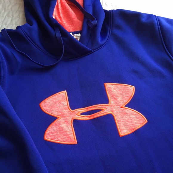 Under Armour Tops - Under Armour hoodie sweatshirt